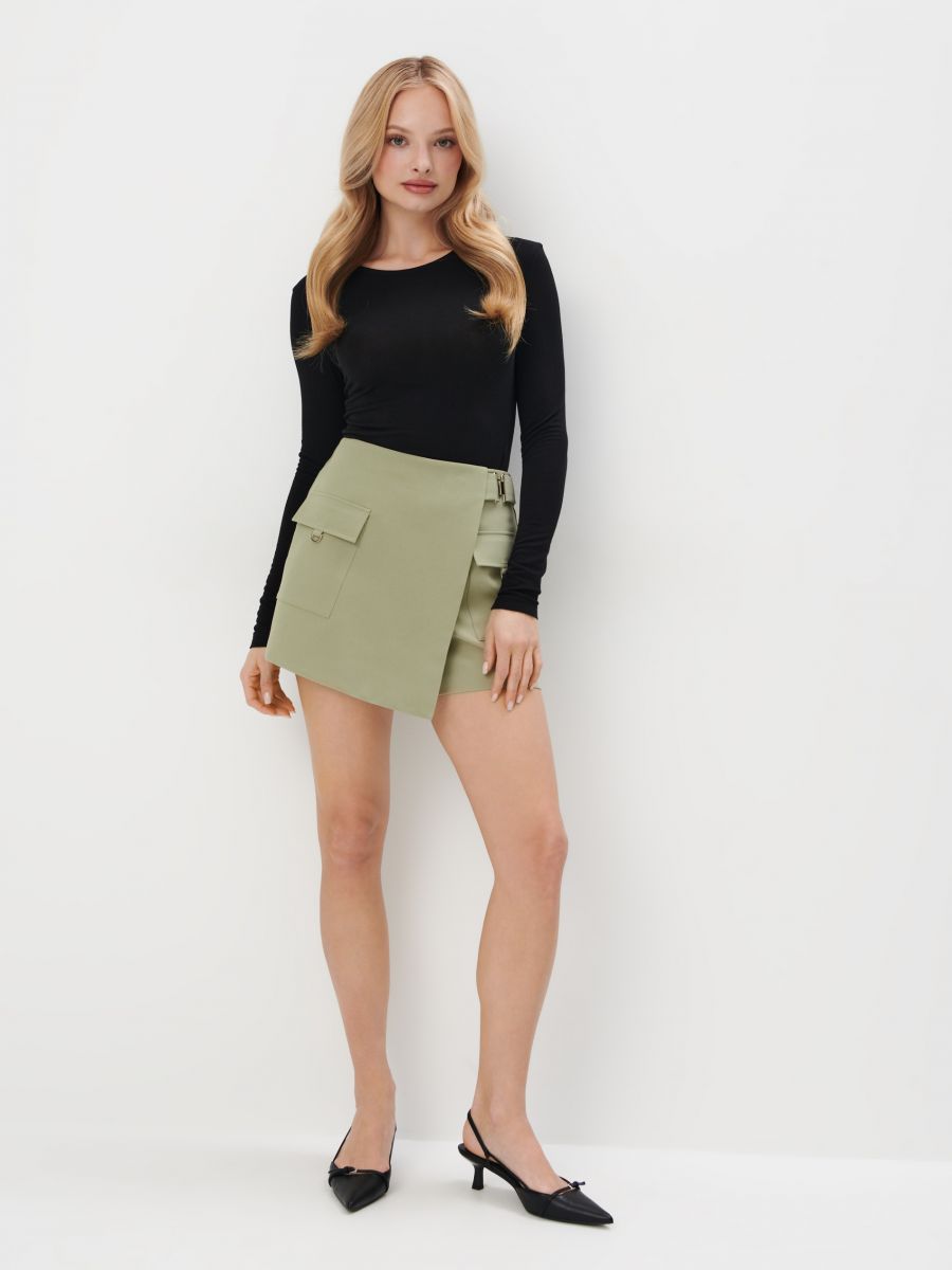 Pantaloni scurți fustă culoare Khaki MOHITO 7041Z 87X