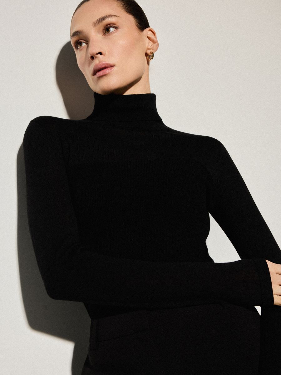 Golf z bawełny i lyocellu Golf z bawełny i lyocellu - czarny - MOHITO