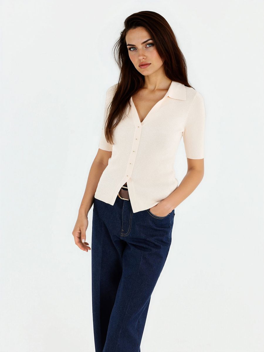 Sweter polo - kremowy - MOHITO