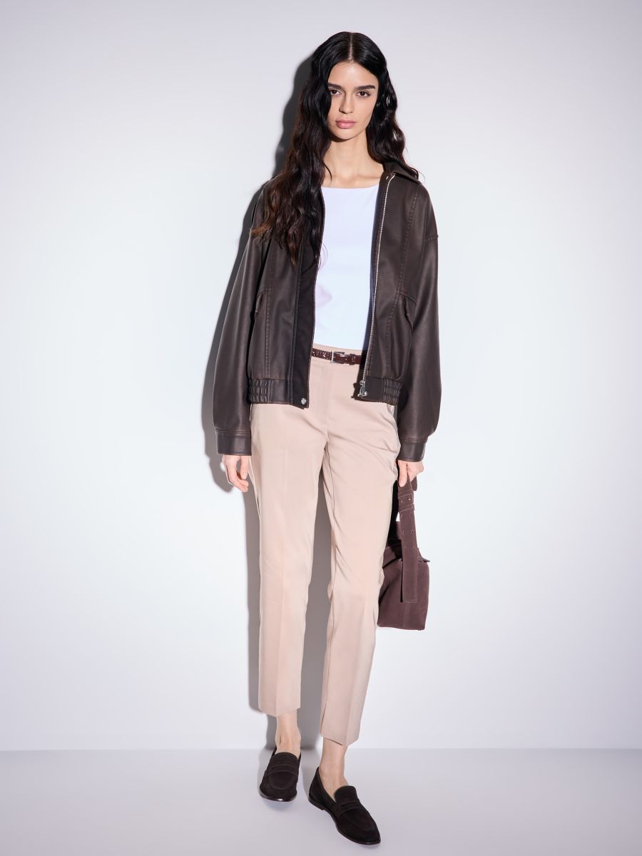 Beżowe spodnie z paskiem Beżowe spodnie z paskiem - beżowy - MOHITO