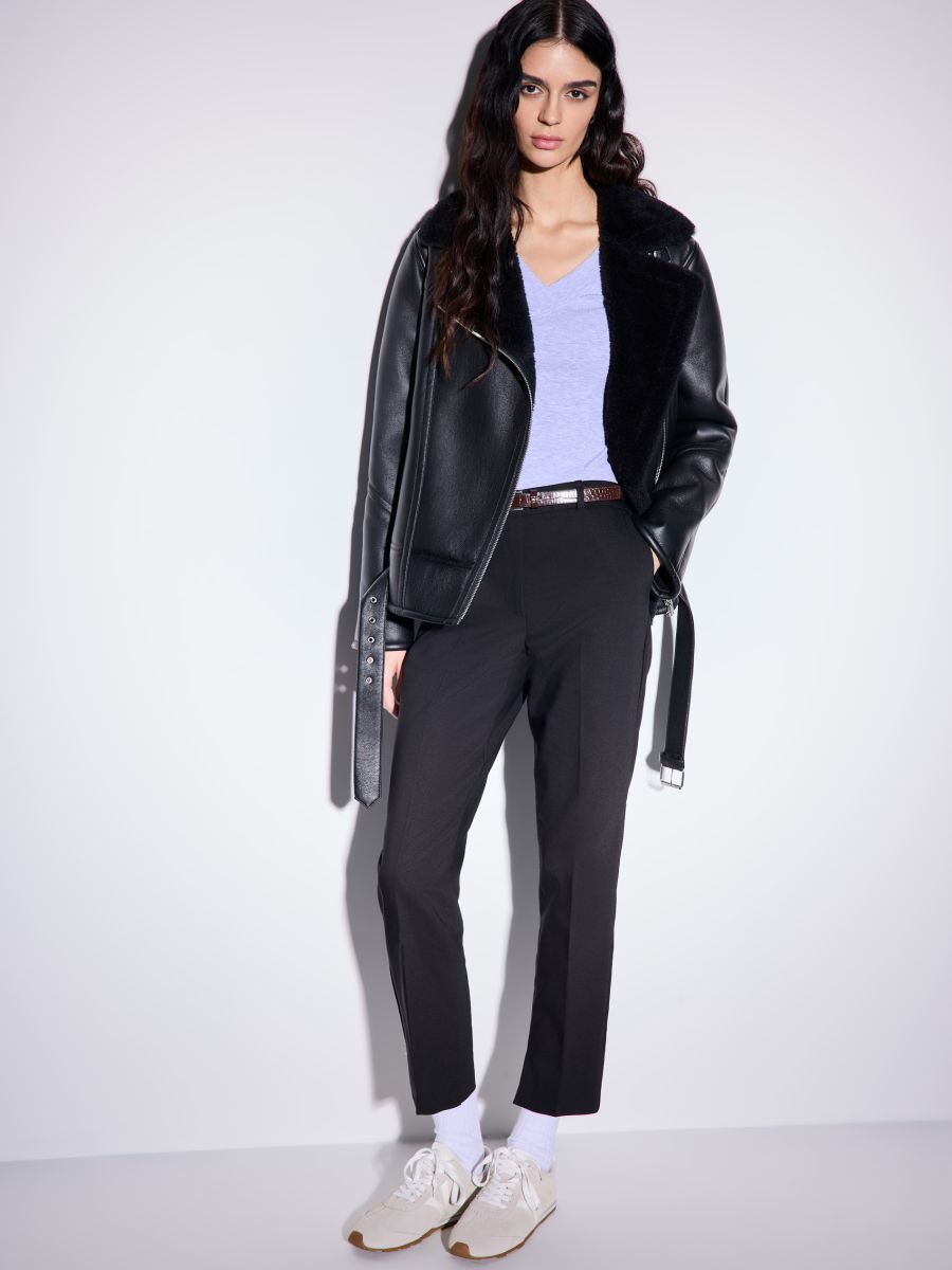 Pantaloni cu curea - Negru - MOHITO