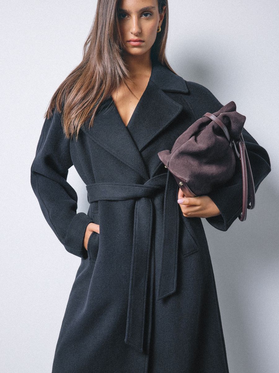 Płaszcz z wełną i domieszką kaszmiru - czarny - MOHITO