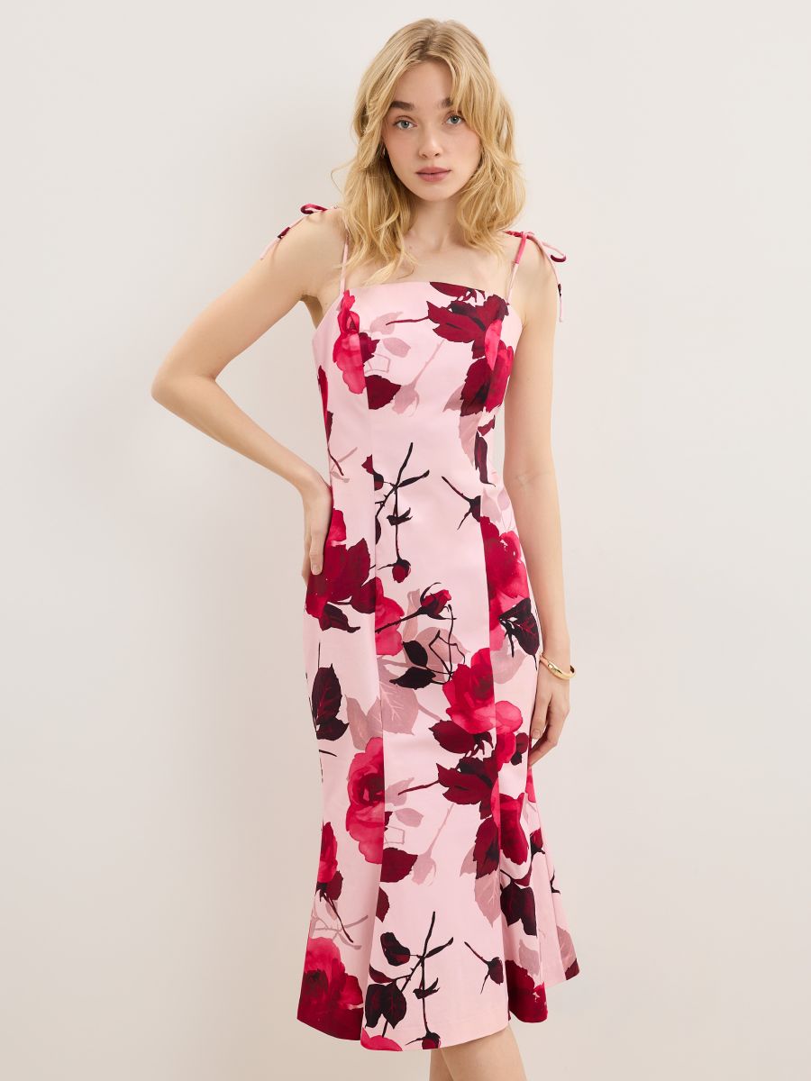 Rochie midi mulată - Roz pal - MOHITO