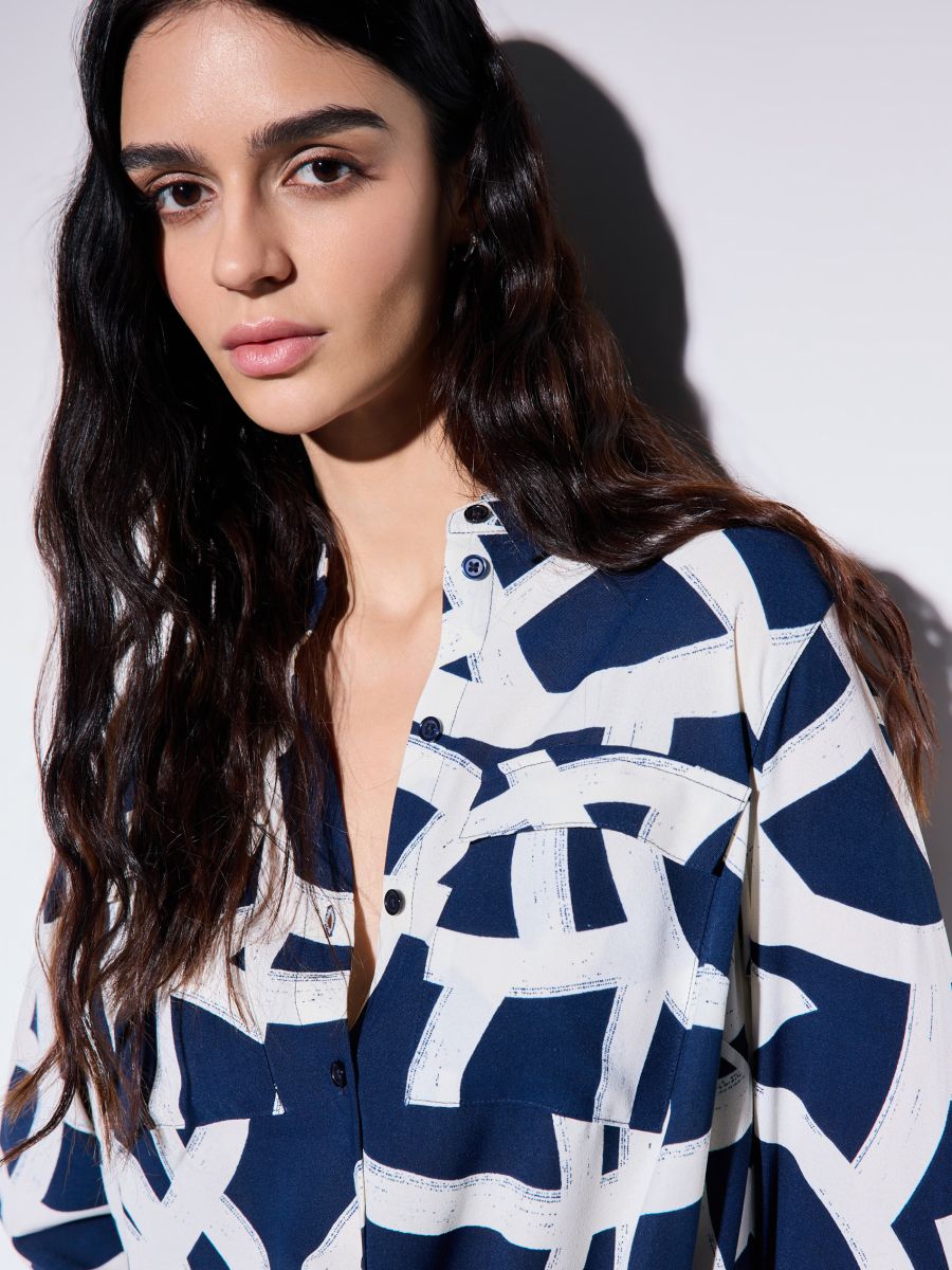 Koszula regular fit - granatowy - MOHITO