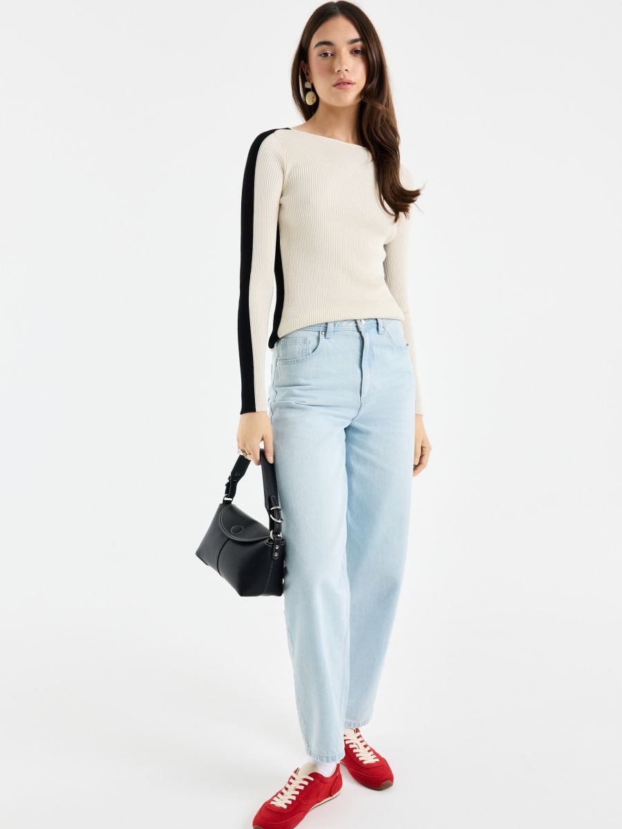 Prążkowany sweter - kremowy - MOHITO