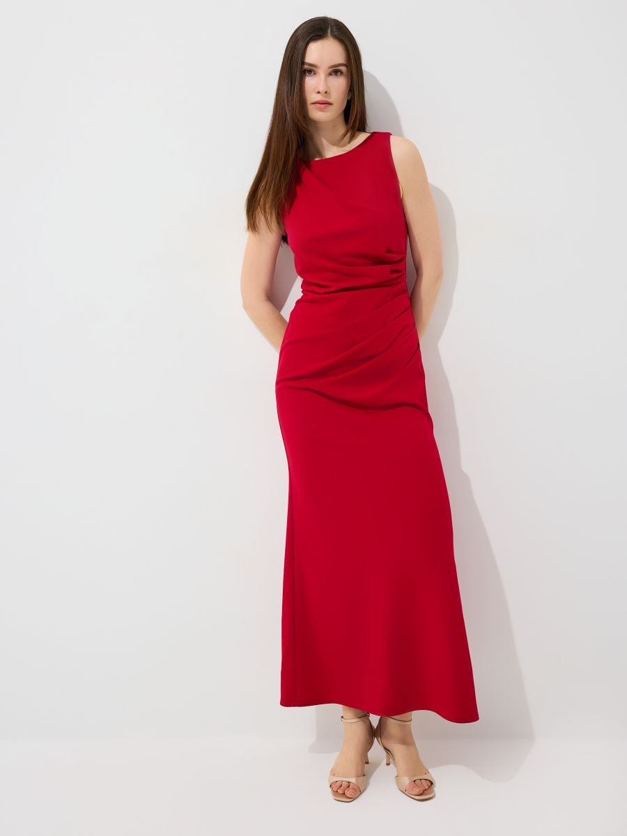 Sukienka maxi z marszczeniem - czerwony - MOHITO