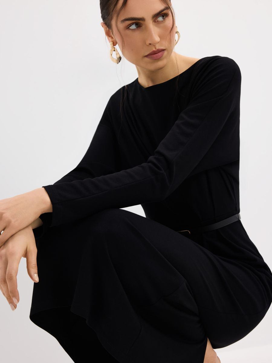 Rochie midi cu curea - Negru - MOHITO