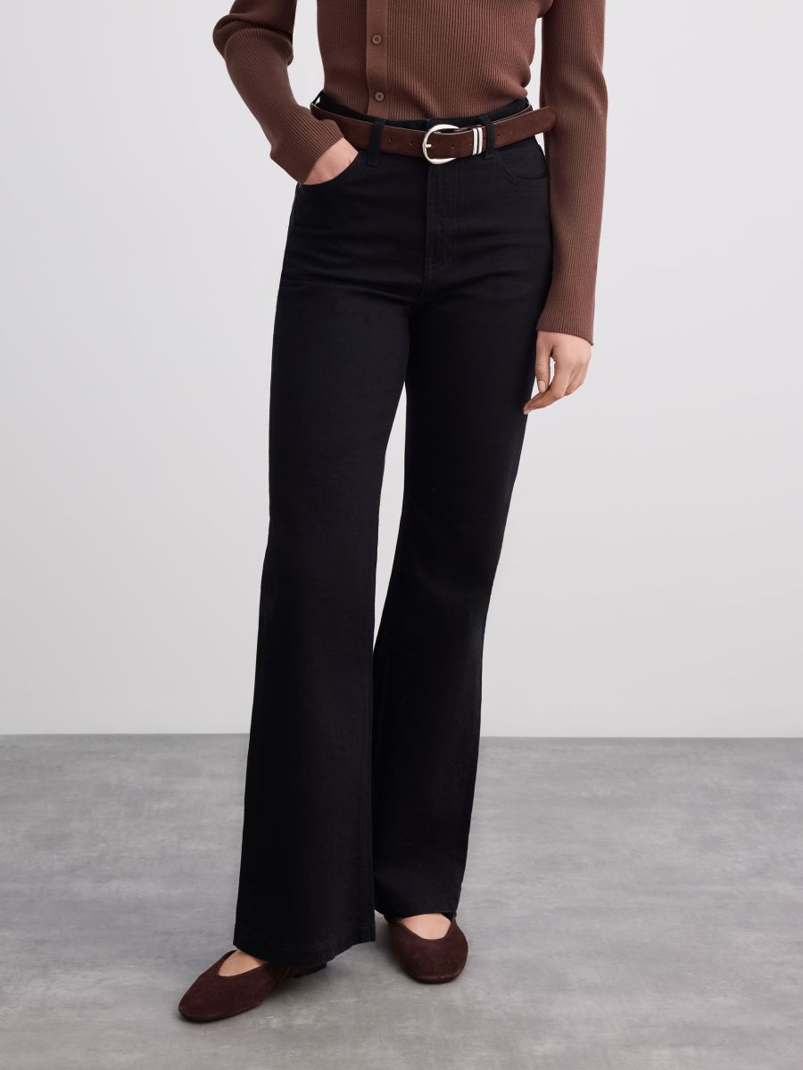 Jeansy flare petite Jeansy flare petite - czarny - MOHITO