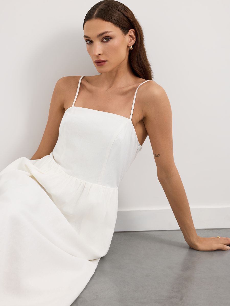 Sukienka midi z wiskozy i lnu - biały - MOHITO