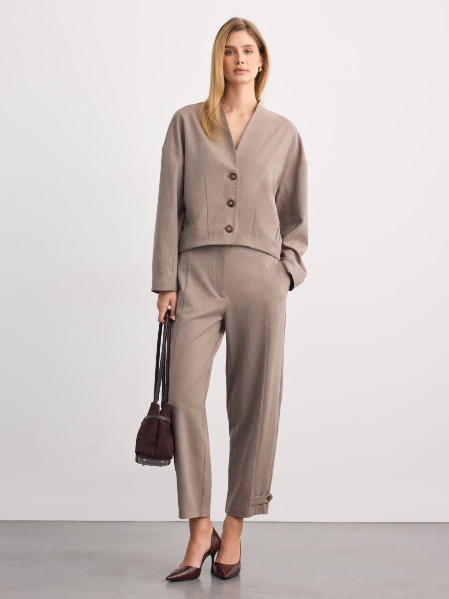 Pantaloni carrot - Beige - MOHITO
