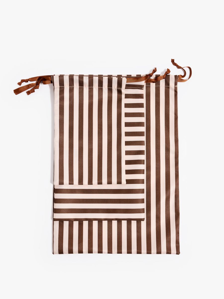 Kosmetyczka ze ściągaczem - ciemnobrązowy - MOHITO