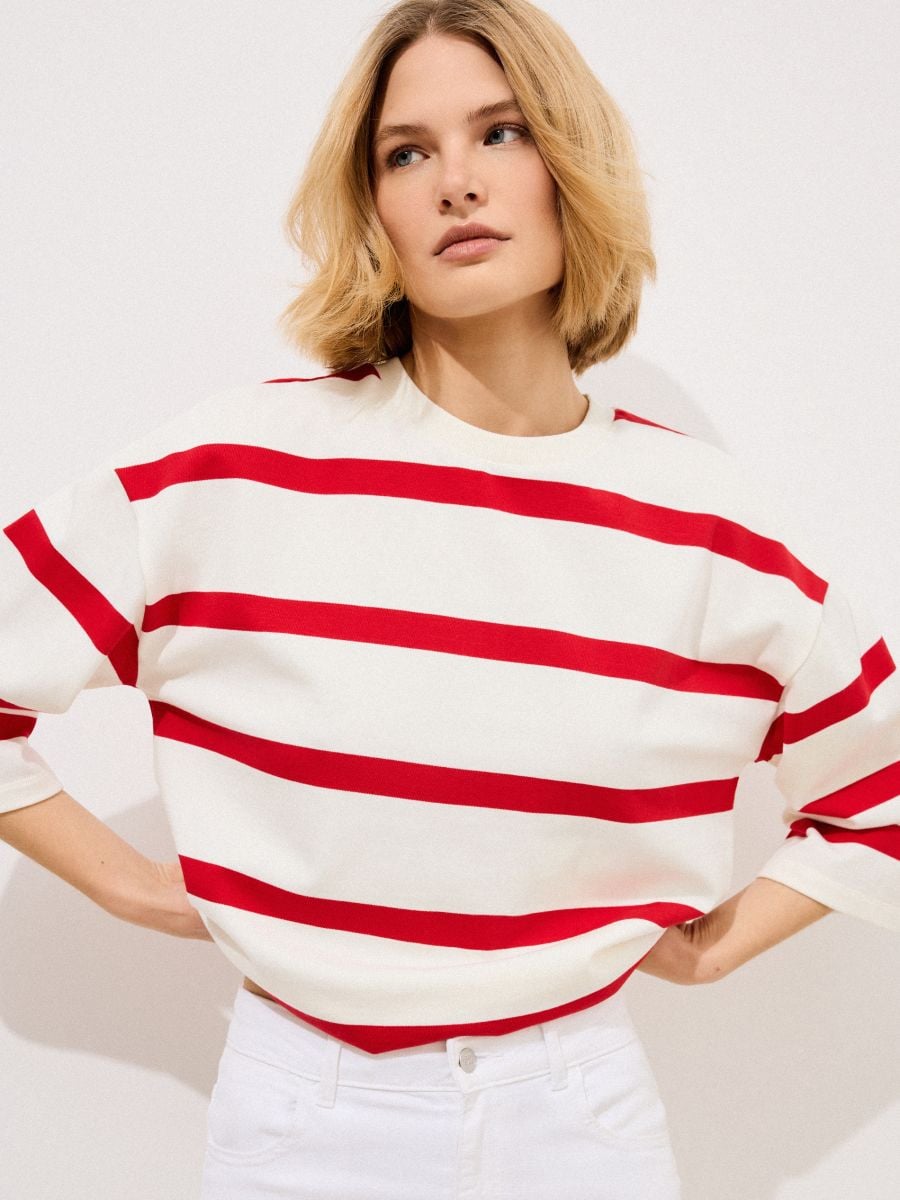 T-shirt oversize T-shirt oversize - czerwony - MOHITO