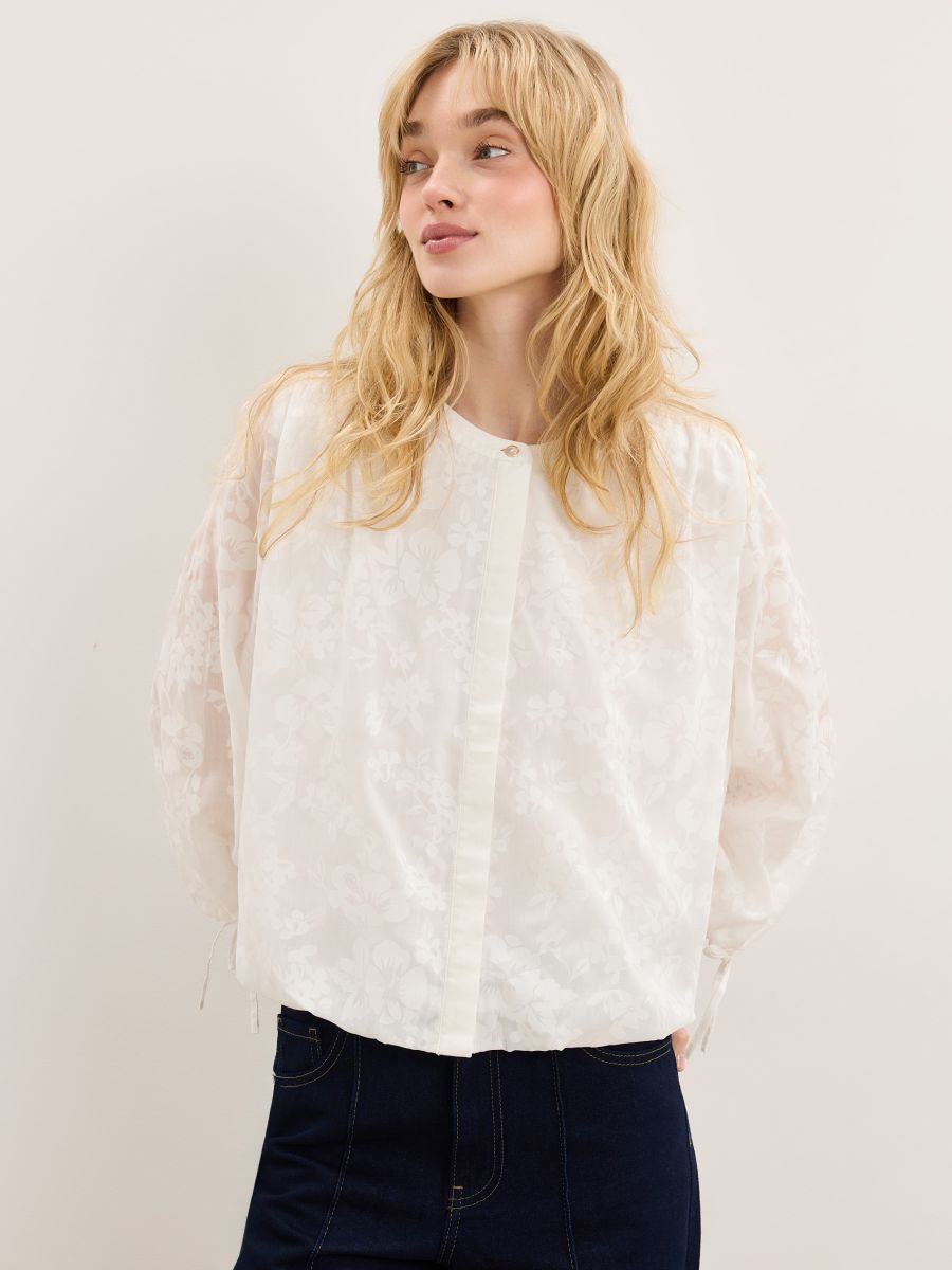 Bluzka z koronką - biały - MOHITO