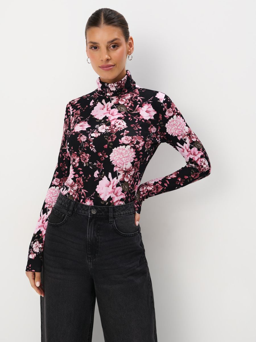 Langarmshirt mit Rollkragen und hohem Viskoseanteil Farbe 