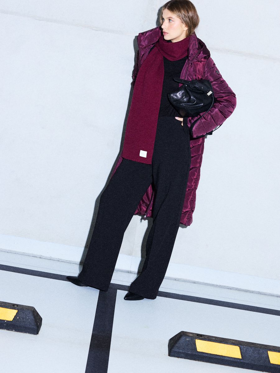 Bordowy szalik Bordowy szalik - kasztanowy - MOHITO