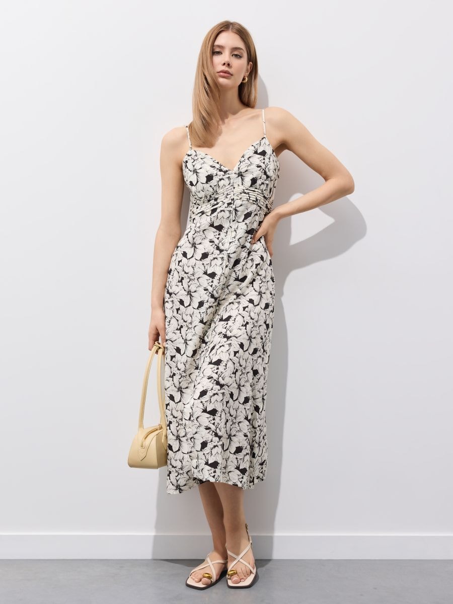 Rochie maxi cu bretele - Negru - MOHITO