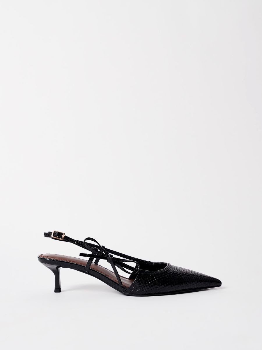 Czółenka na szpilce Czółenka na szpilce - czarny - MOHITO