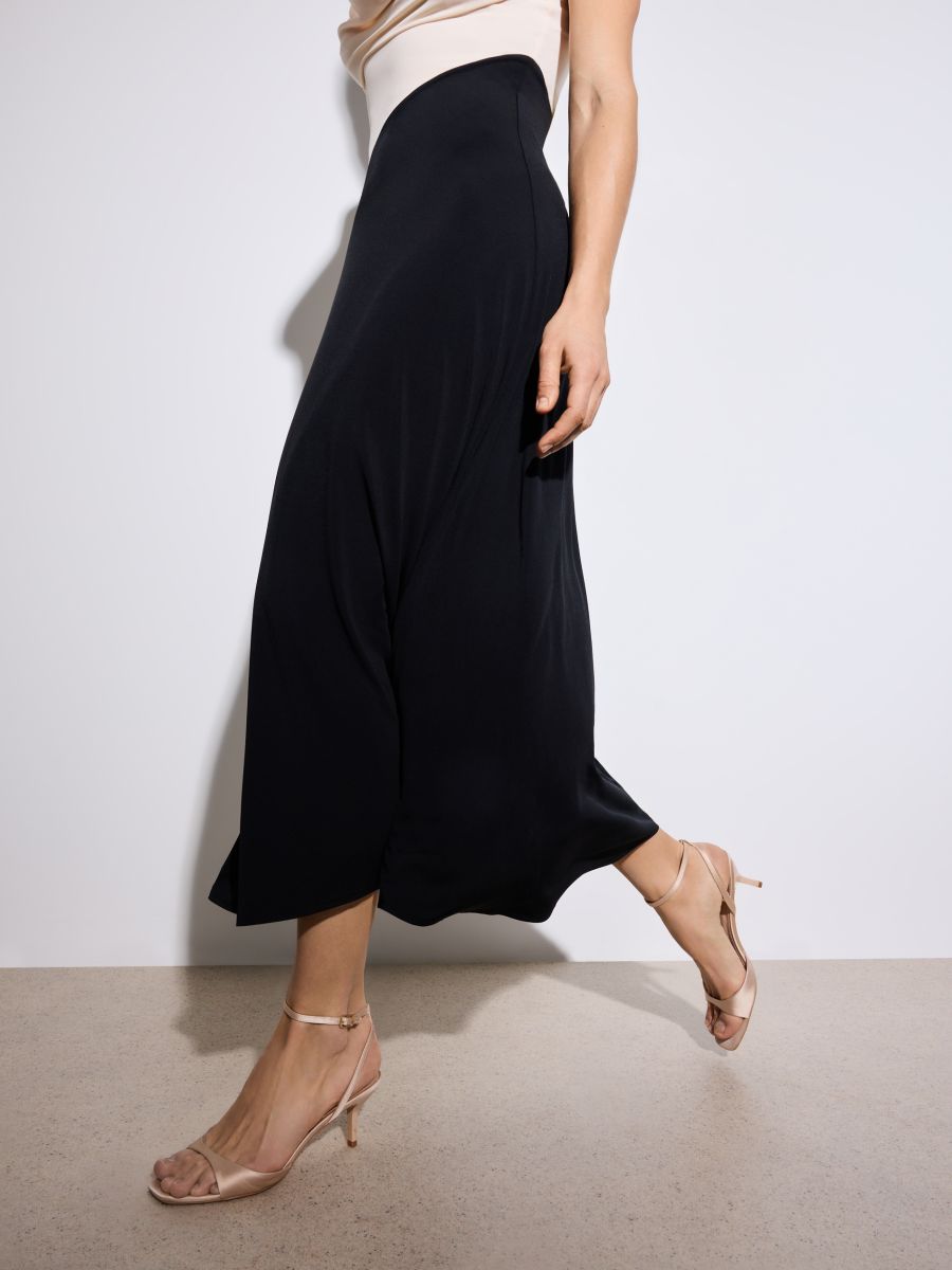 Sandały na szpilce - beżowy - MOHITO