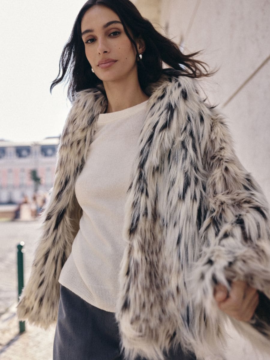 Sztuczne futro - beżowy - MOHITO