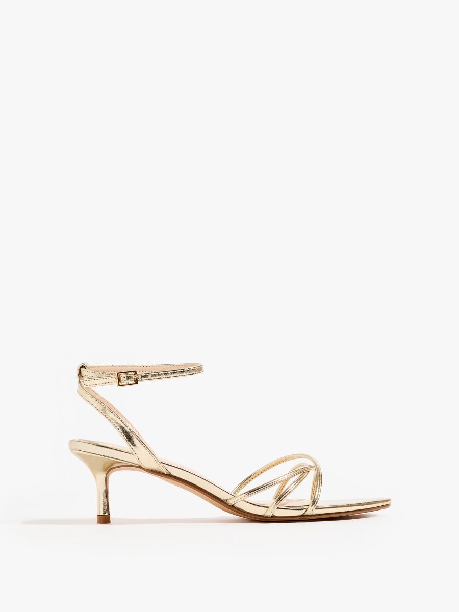 Sandale cu toc - Auriu - MOHITO