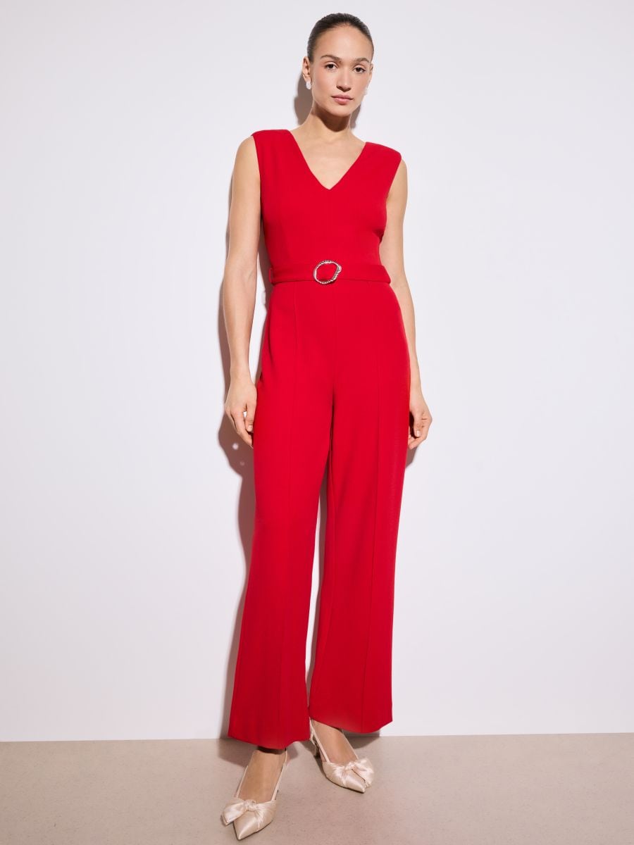 Czerwony kombinezon z szerokimi nogawkami Czerwony kombinezon z szerokimi nogawkami - czerwony - MOHITO