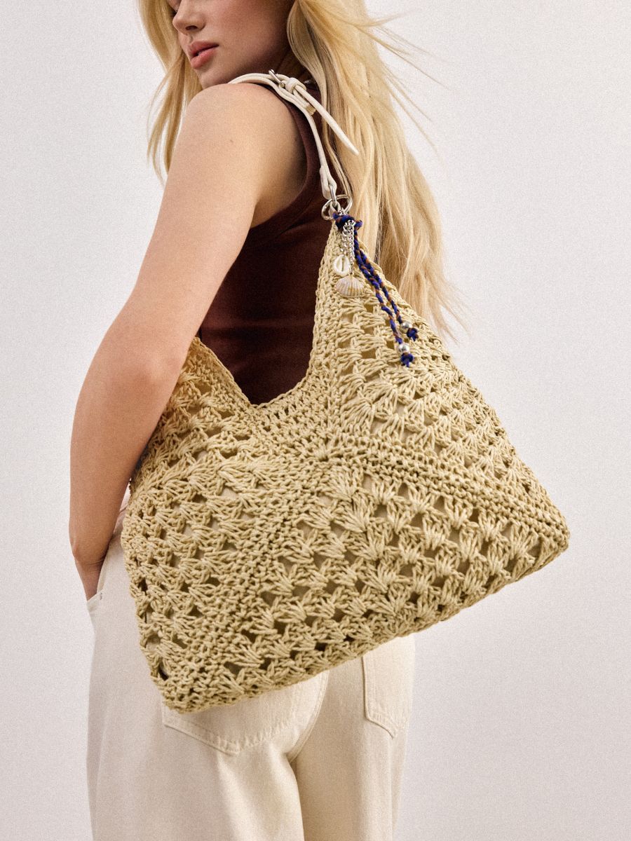 Szydełkowa torebka na ramię Szydełkowa torebka na ramię - kremowy - MOHITO