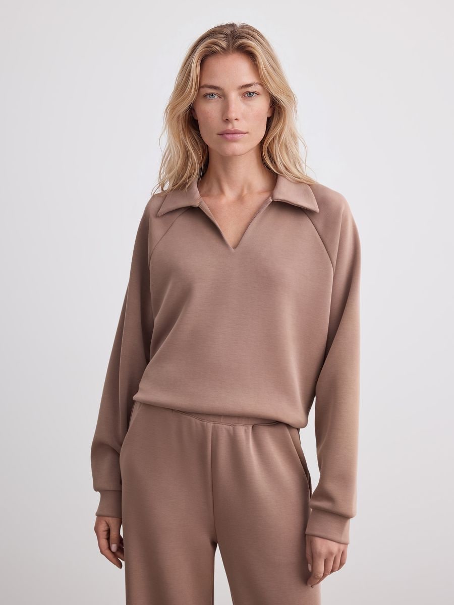 Bluza z kołnierzem polo - beżowy - MOHITO
