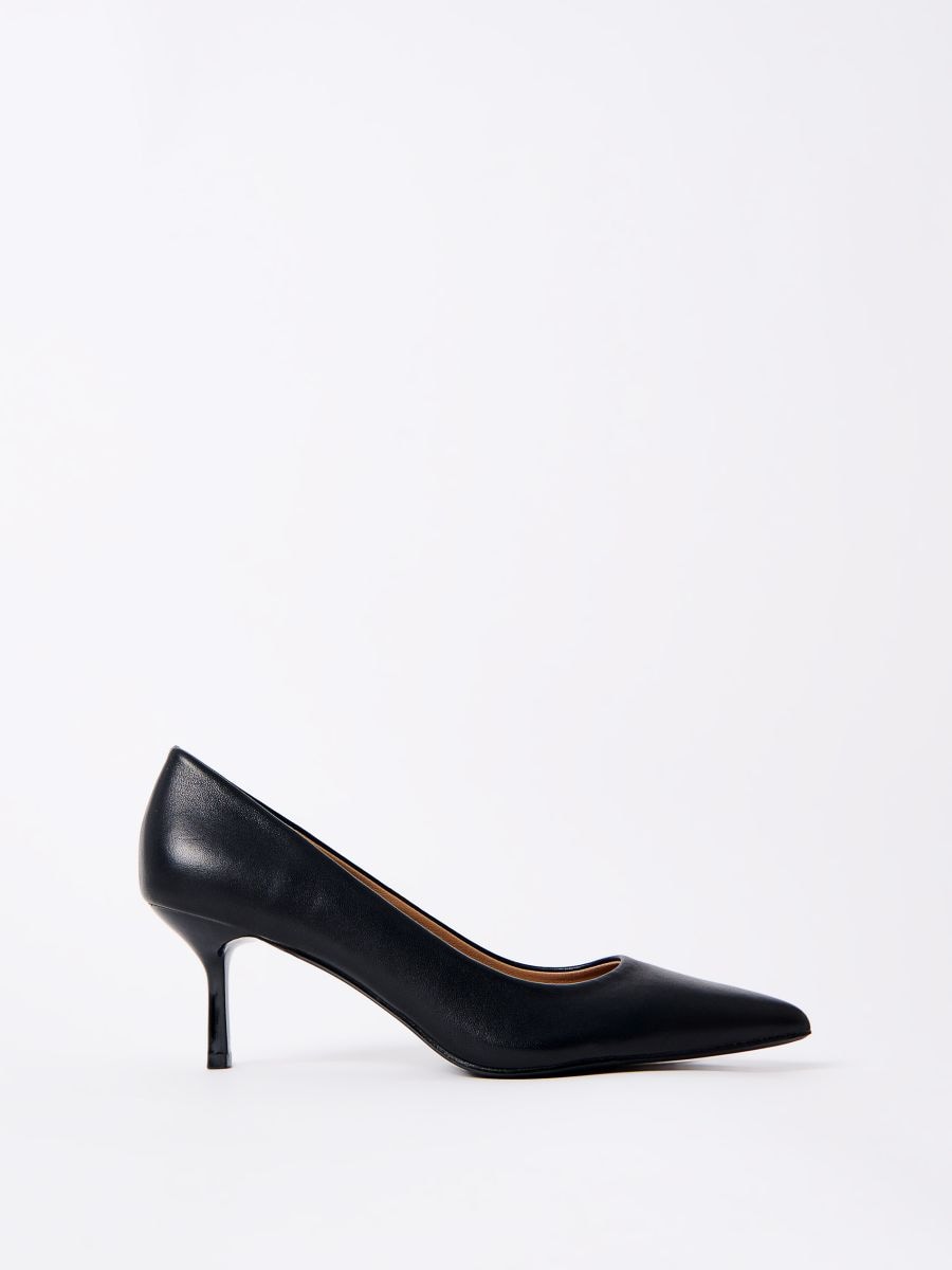 Skórzane czółenka Skórzane czółenka - czarny - MOHITO