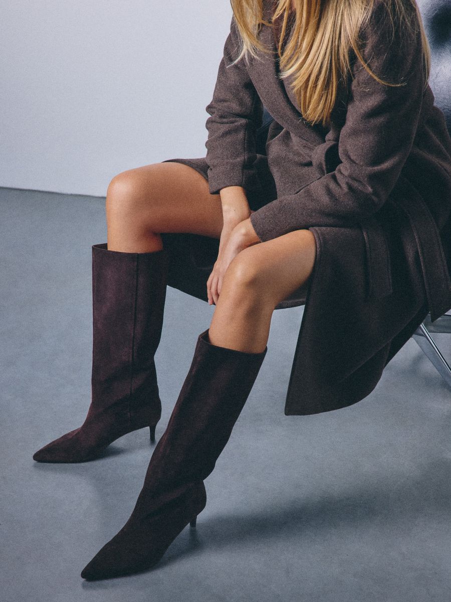 Skórzane kozaki - ciemnobrązowy - MOHITO