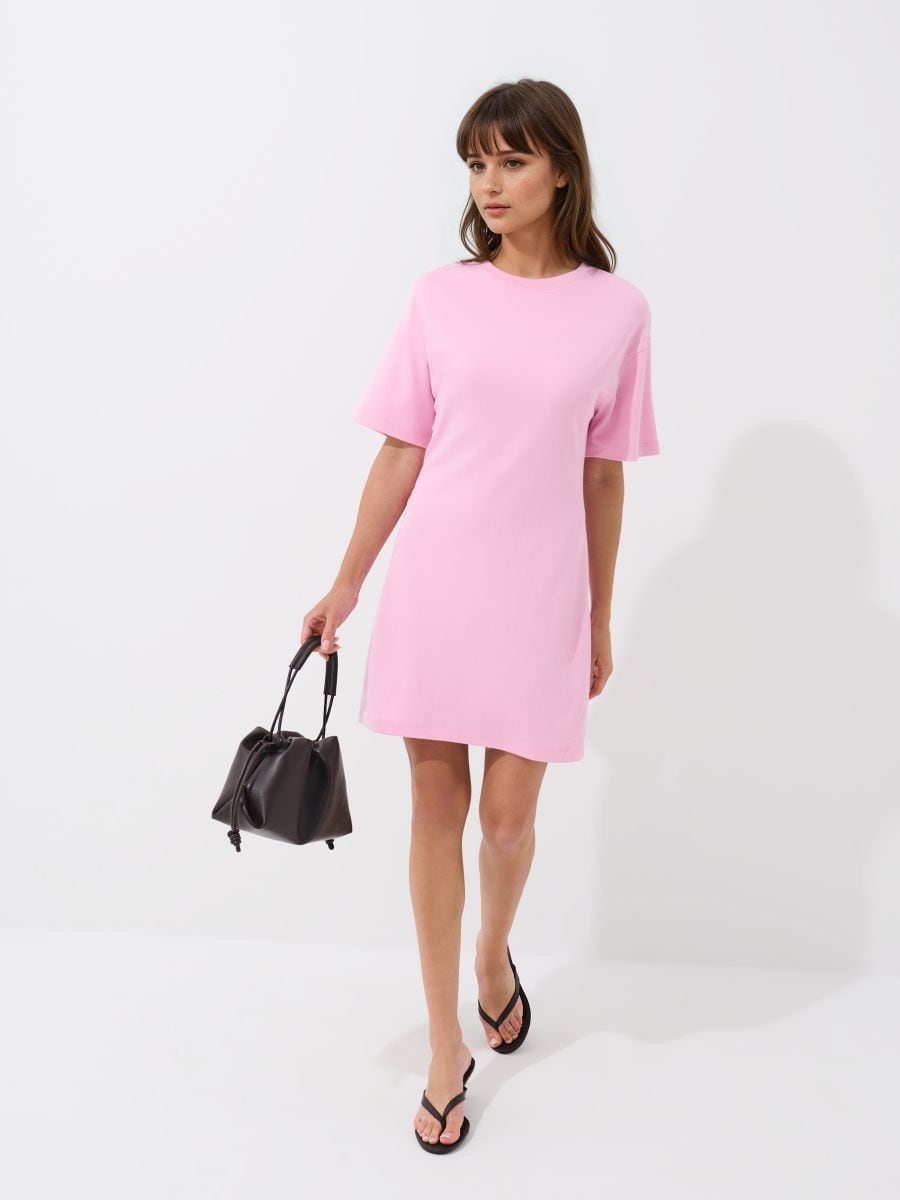 Trapezowa sukienka mini - pastelowy różowy - MOHITO