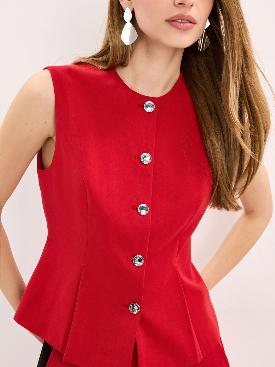 Kamizelka z ozdobnymi guzikami - czerwony - MOHITO