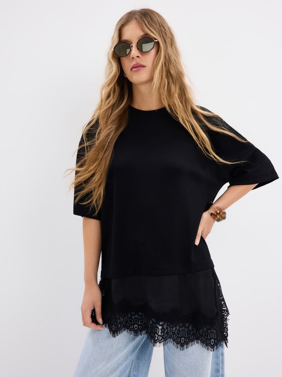Czarny t-shirt z ozdobną koronką - czarny - MOHITO