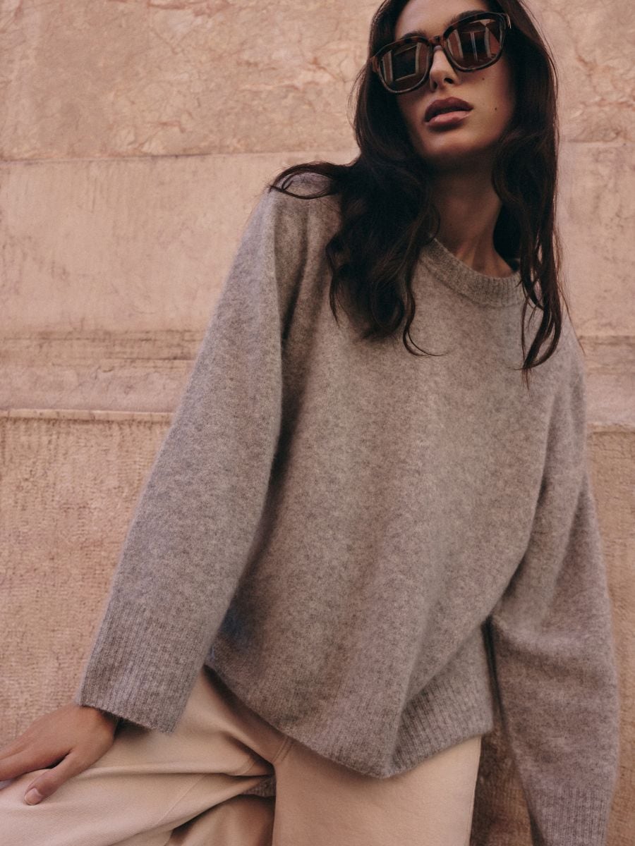 Wełniany szary sweter - szary - MOHITO