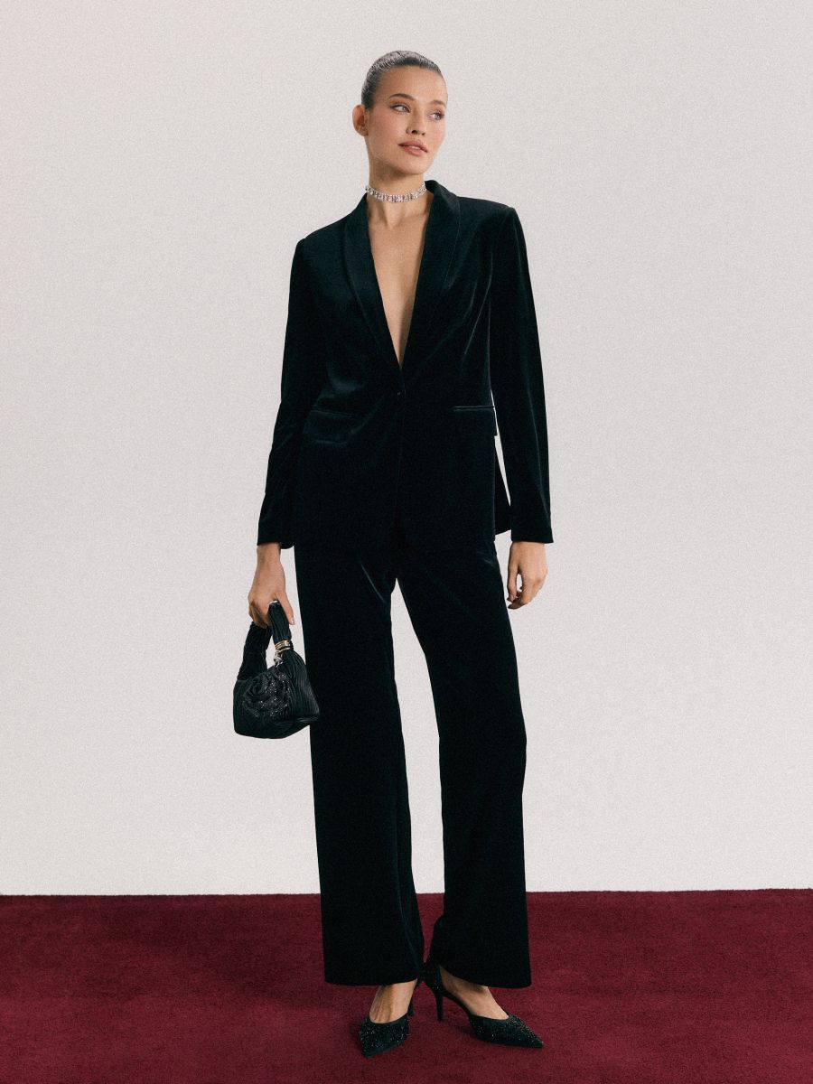 Welurowe czarne spodnie - czarny - MOHITO