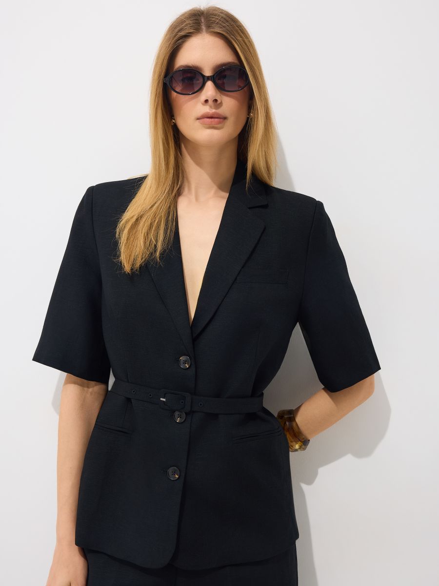 Marynarka z paskiem w talii Marynarka z paskiem w talii - czarny - MOHITO