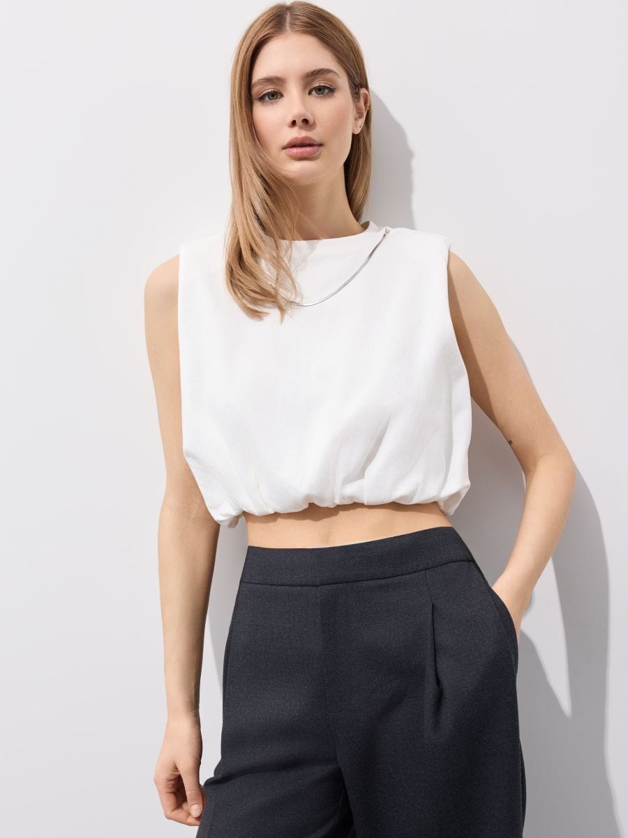 Bluză unicolor fără mâneci. - Alb - MOHITO