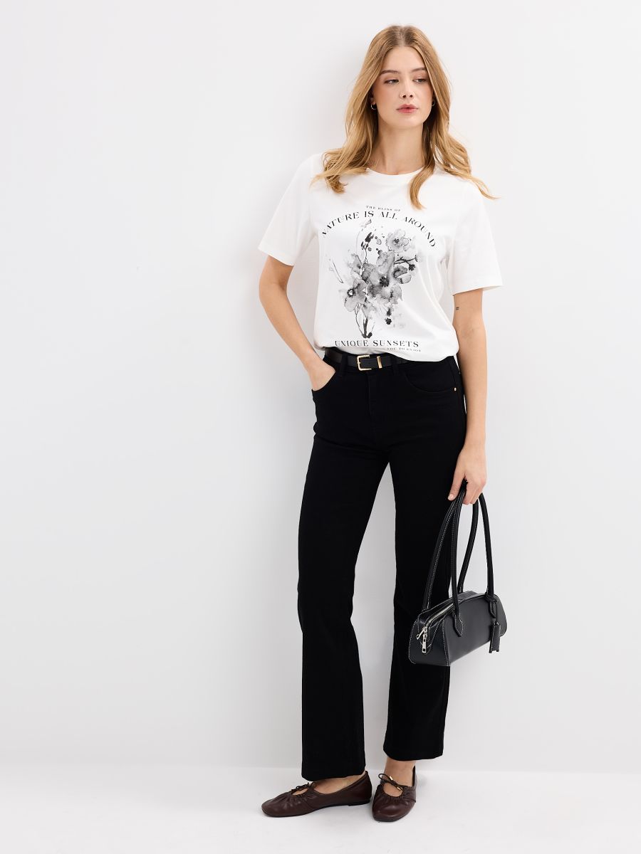 Jeansy bootcut z paskiem - czarny - MOHITO