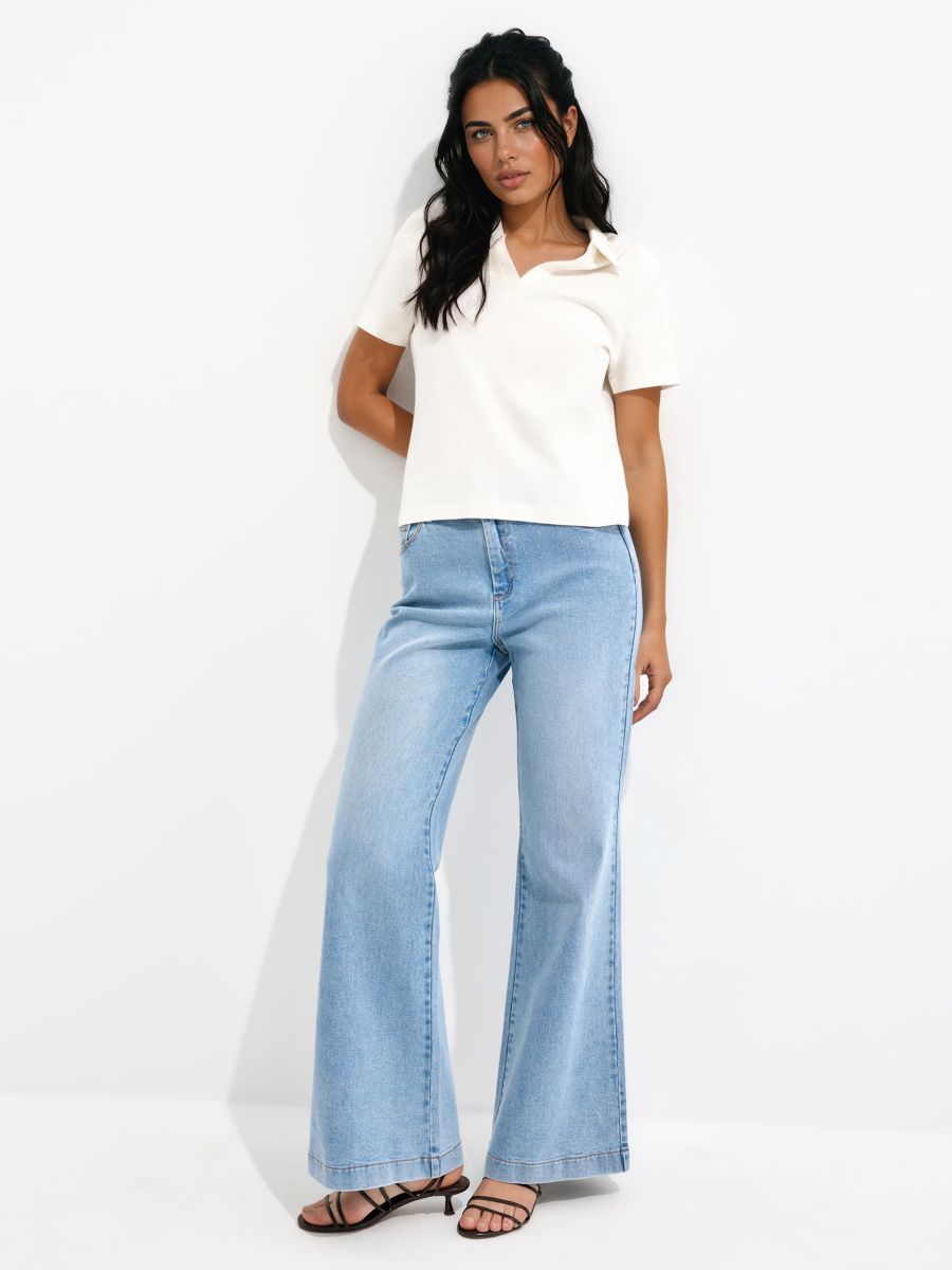 Μπλούζα με γιακά