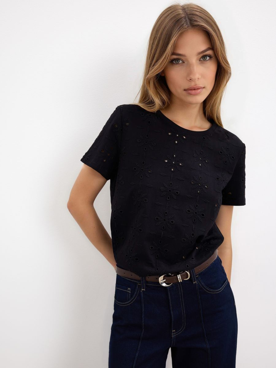 Bawełniany t-shirt z haftem - czarny - MOHITO