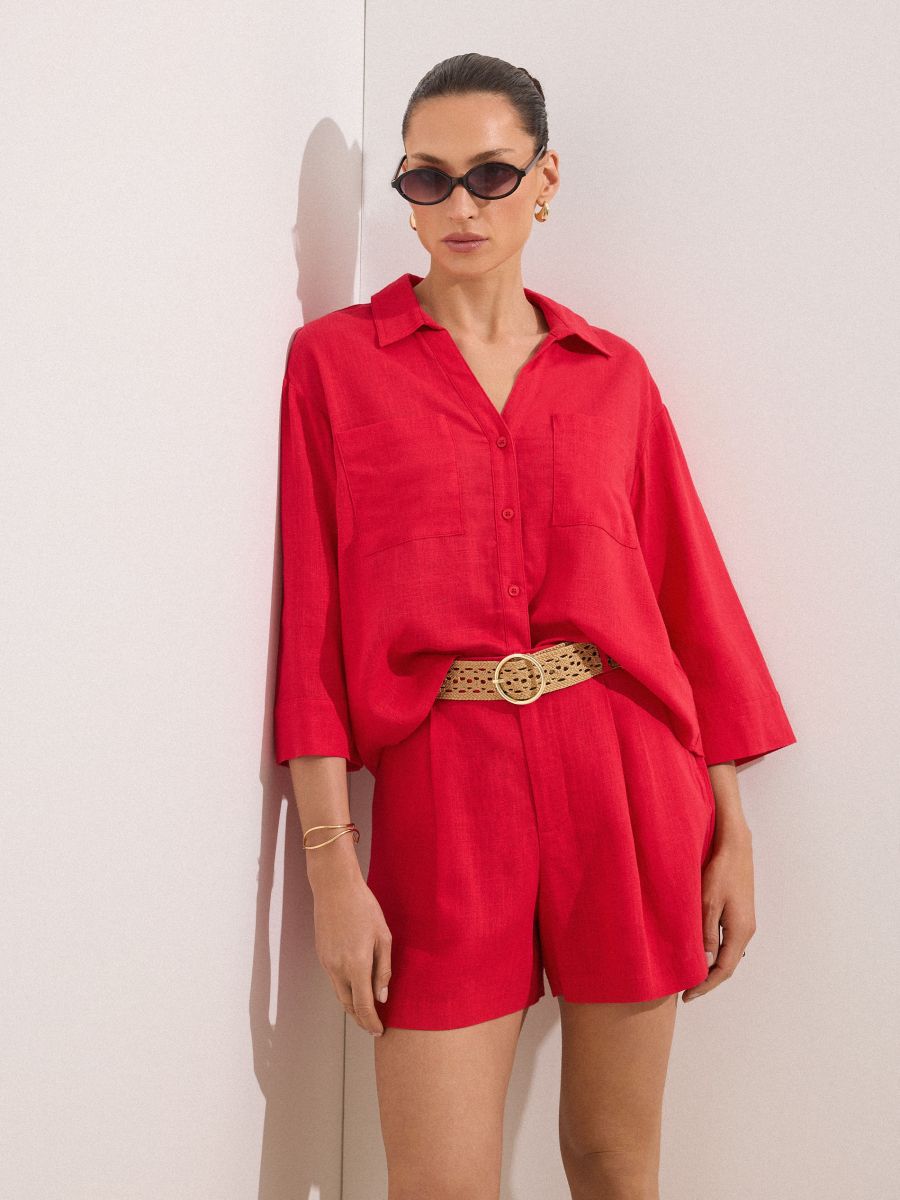 Pantaloni scurți cu dungă Pantaloni scurți cu dungă - Roșu - MOHITO