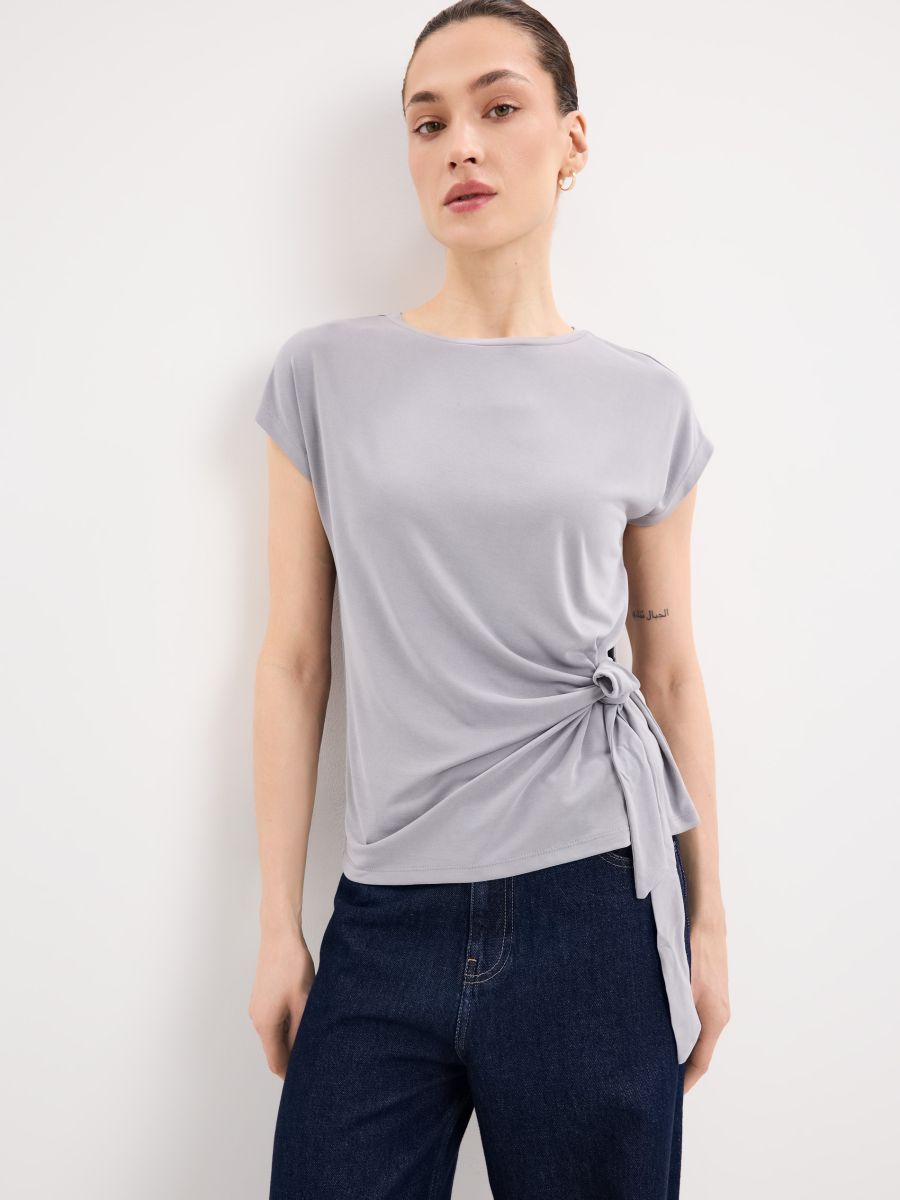 Bluză cu conținut ridicat de modal - Gri deschis - MOHITO