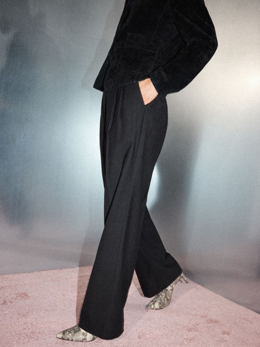 Pantaloni - Negru - MOHITO