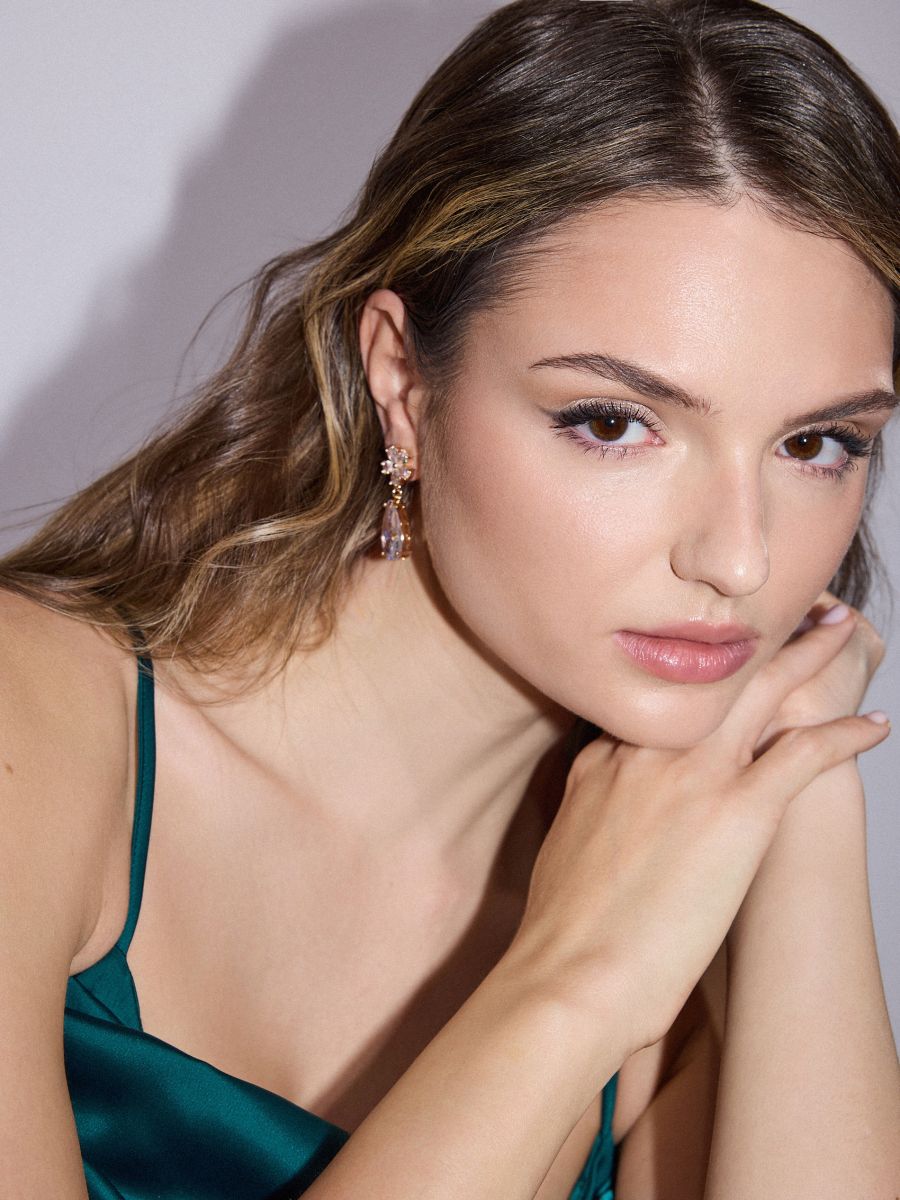 Wiszące kolczyki - wielobarwny - MOHITO