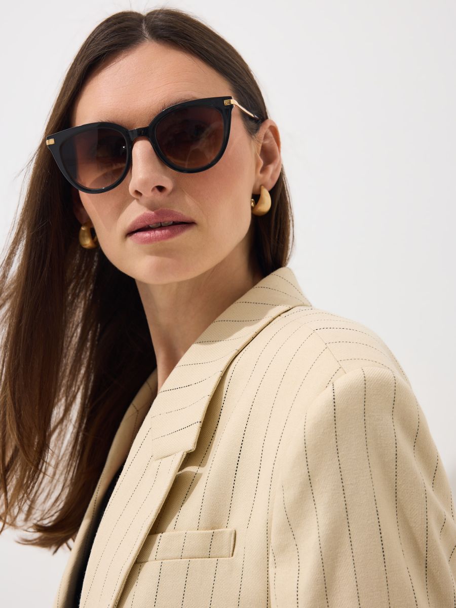 Okulary przeciwsłoneczne - czarny - MOHITO