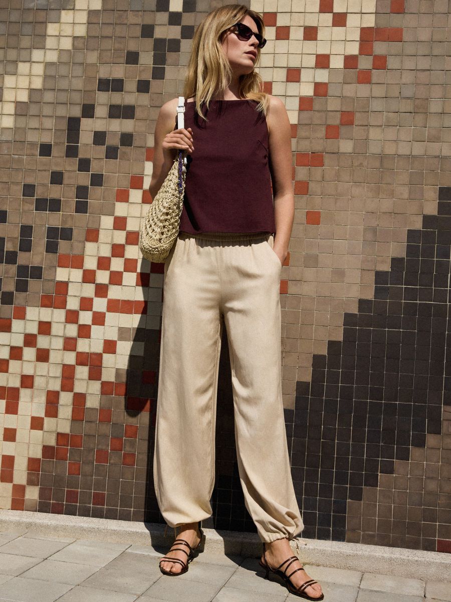 Pantaloni cu croi larg - Beige - MOHITO