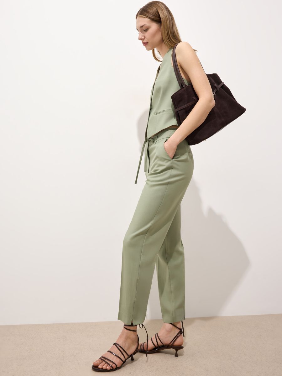 Spodnie cygaretki - oliwkowy - MOHITO