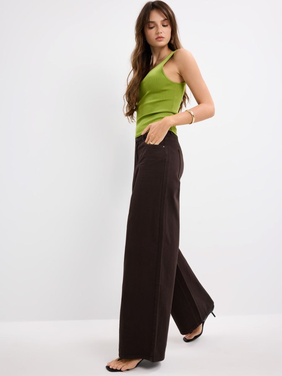 Jeansy wide leg petite - ciemnobrązowy - MOHITO