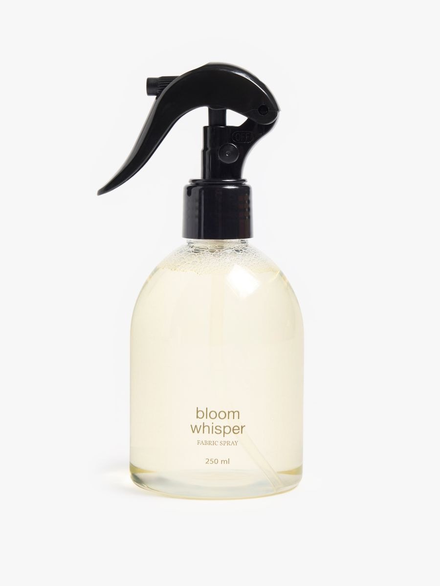 Spray do tkanin - bezbarwny - MOHITO