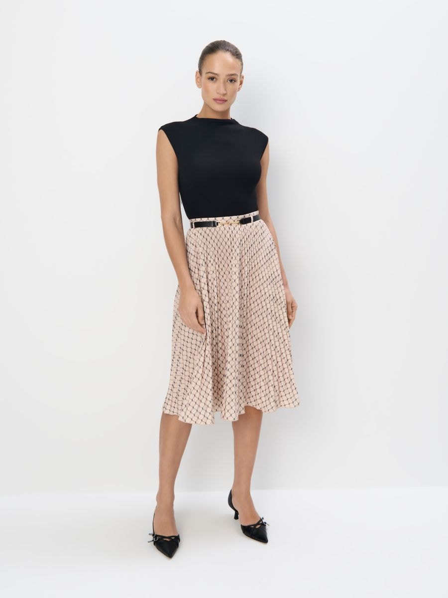 Fustă cu pliuri - Beige - MOHITO