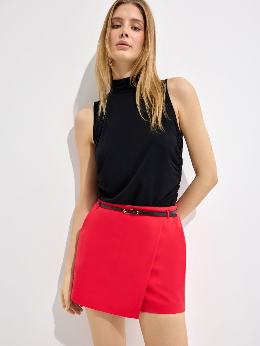 Pantaloni scurți-fustă - Roșu - MOHITO